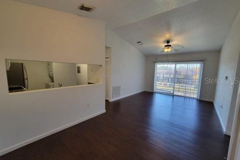 Condo in Orlando, Florida, 2 bedrooms  № 1566679 - photo 7