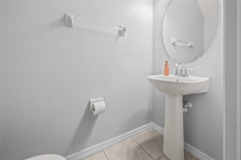Touwnhouse à vendre à Tampa, Floride: 3 chambres, 156.17 m2 № 1909957 - photo 12