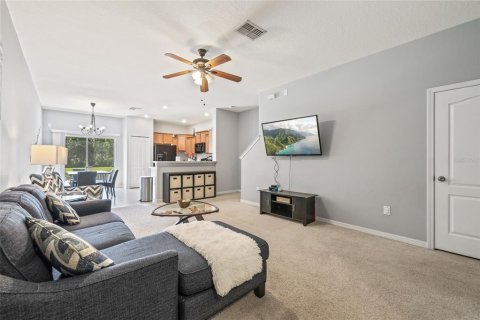 Touwnhouse à vendre à Tampa, Floride: 3 chambres, 156.17 m2 № 1909957 - photo 4