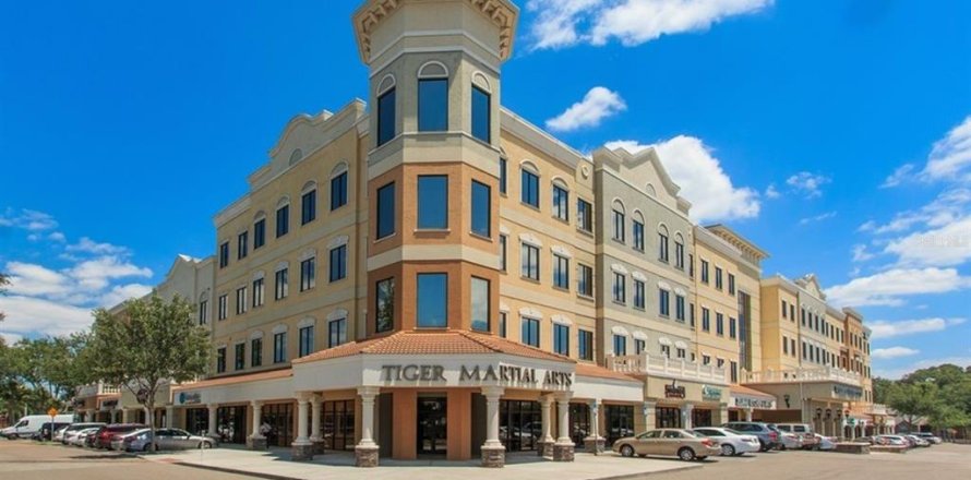 Immobilier commercial à Orlando, Floride 80.92 m2 № 1840488