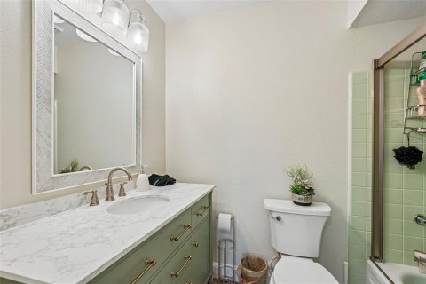 House in Port Charlotte, Florida 4 bedrooms, 210.7 sq.m. № 2348088 - photo 29