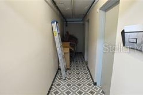 Propiedad comercial en alquiler en Sanford, Florida, 473.8 m2 № 1751361 - foto 13