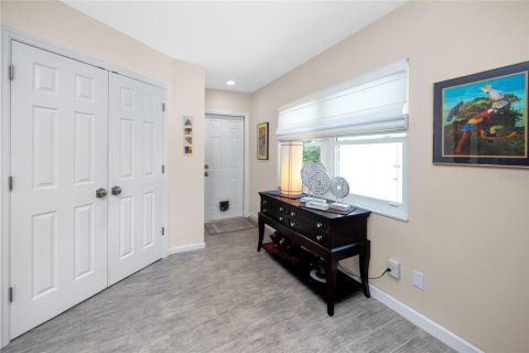House in Tampa, Florida 3 bedrooms, 169.36 sq.m. № 1837448 - photo 13