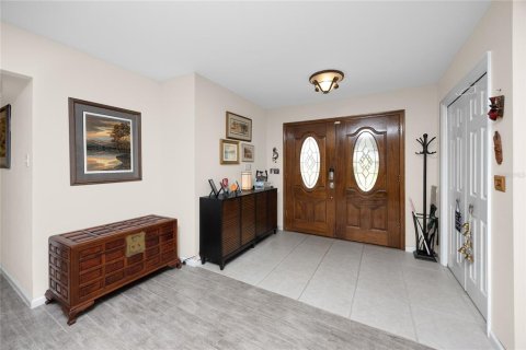 House in Tampa, Florida 3 bedrooms, 169.36 sq.m. № 1837448 - photo 4
