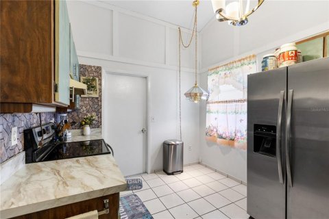 Villa ou maison à vendre à New Port Richey, Floride: 4 chambres, 178.47 m2 № 2419598 - photo 8