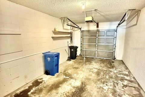 Villa ou maison à louer à Tampa, Floride: 2 chambres, 108.32 m2 № 1874066 - photo 7