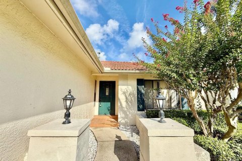 Villa ou maison à louer à Tampa, Floride: 2 chambres, 108.32 m2 № 1874066 - photo 2