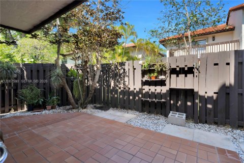 Copropriété à vendre à Miami, Floride: 2 chambres, 119.84 m2 № 2090161 - photo 15