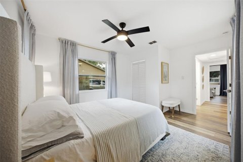 Casa en venta en Tampa, Florida, 3 dormitorios, 113.99 m2 № 2199674 - foto 4