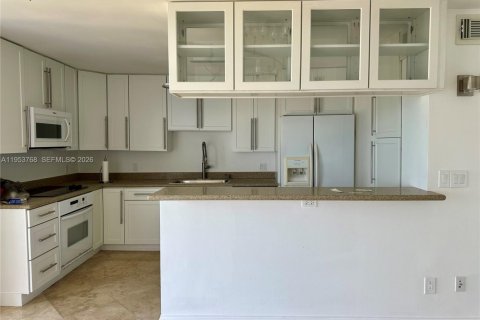 Copropriété à louer à Key Biscayne, Floride: 3 chambres, 174.19 m2 № 2153285 - photo 3