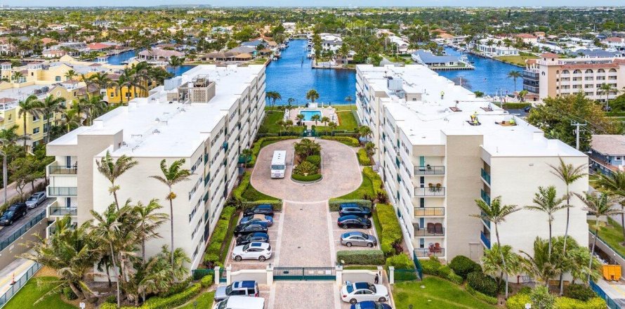 Condo in Hillsboro Beach, Florida, 2 bedrooms  № 1116803