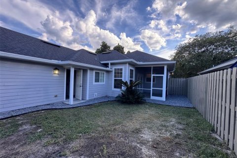 Villa ou maison à louer à Gainesville, Floride: 3 chambres, 134.34 m2 № 2399374 - photo 13