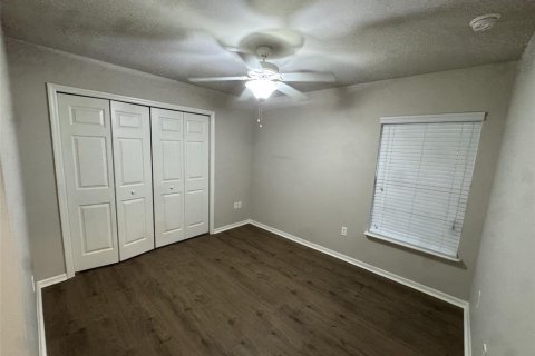 Villa ou maison à louer à Gainesville, Floride: 3 chambres, 134.34 m2 № 2399374 - photo 6