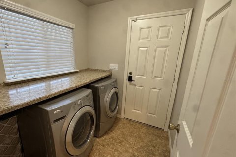 Villa ou maison à louer à Gainesville, Floride: 3 chambres, 134.34 m2 № 2399374 - photo 11