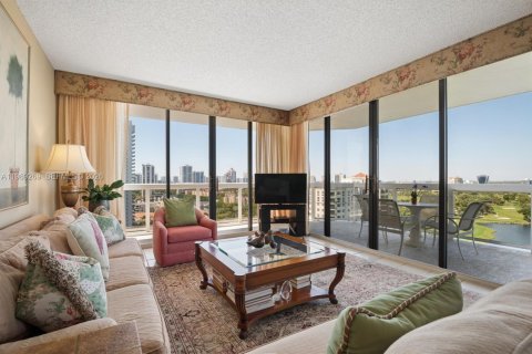 Купить кондоминиум в Авентура, Флорида 2 спальни, 124.49м2, № 2089966 - фото 7