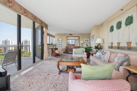 Купить кондоминиум в Авентура, Флорида 2 спальни, 124.49м2, № 2089966 - фото 9