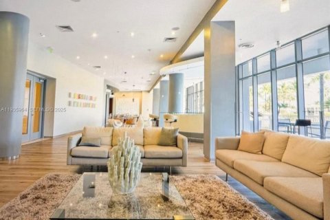 Copropriété à vendre à Bal Harbour, Floride: 2 chambres, 98.1 m2 № 2088727 - photo 20