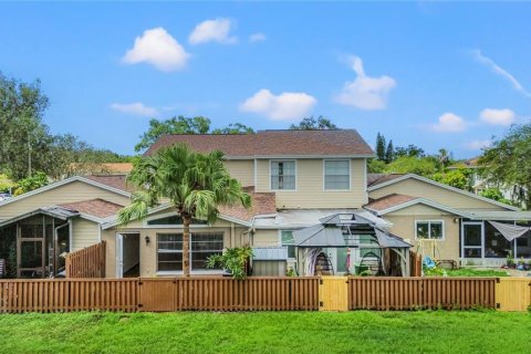 Townhouse in Lutz, Florida 2 bedrooms, 138.24 sq.m. № 1796845 - photo 8