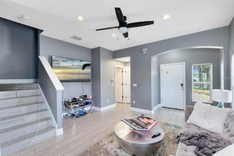 Touwnhouse à louer à Orlando, Floride: 3 chambres, 124.86 m2 № 2104686 - photo 5