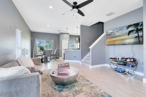Touwnhouse à louer à Orlando, Floride: 3 chambres, 124.86 m2 № 2104686 - photo 6