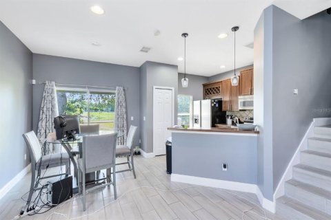 Touwnhouse à louer à Orlando, Floride: 3 chambres, 124.86 m2 № 2104686 - photo 3