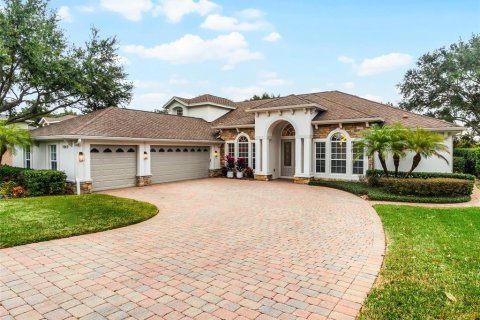 Casa en venta en Sanford, Florida, 5 dormitorios, 349.68 m2 № 1516899 - foto 1