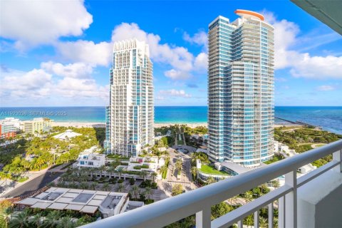 Condo in Miami Beach, Florida, 1 bedroom  № 1976780 - photo 23