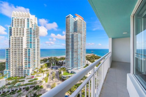 Condo in Miami Beach, Florida, 1 bedroom  № 1976780 - photo 20