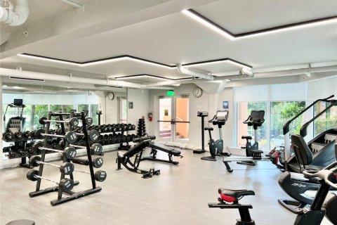 Condo in Miami Beach, Florida, 1 bedroom  № 1976780 - photo 28