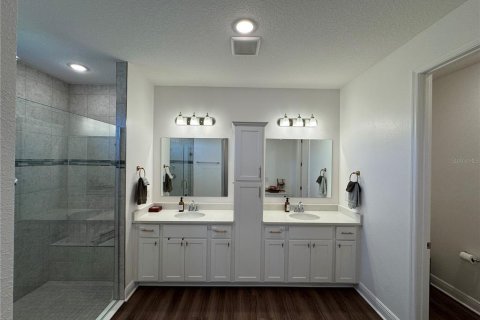 Casa en venta en Thonotosassa, Florida, 4 dormitorios, 303.98 m2 № 2144745 - foto 25