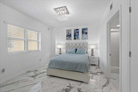 Condo in Riviera Beach, Florida, 3 bedrooms  № 2190796 - photo 10