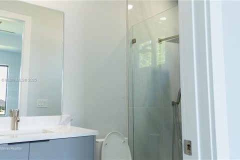 Commercial property in Lehigh Acres, Florida № 1959230 - photo 7