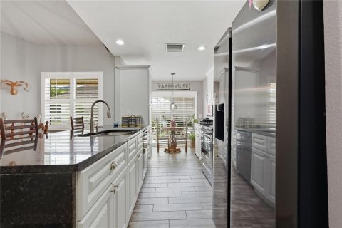 Condo in New Port Richey, Florida, 2 bedrooms  № 2313211 - photo 19