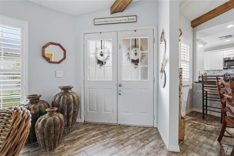Condo in New Port Richey, Florida, 2 bedrooms  № 2313211 - photo 8