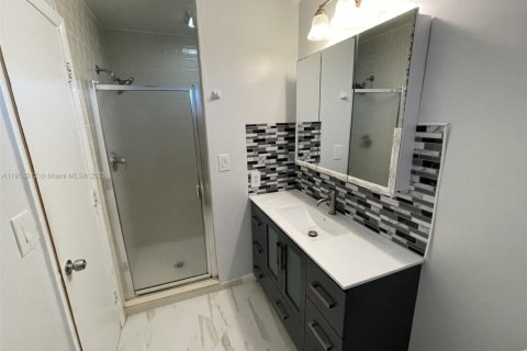 Touwnhouse à louer à Coral Springs, Floride: 3 chambres, 117.99 m2 № 1971088 - photo 26