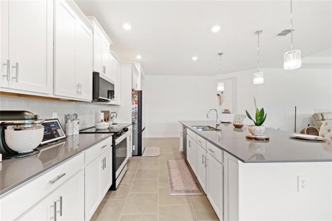 Villa ou maison à vendre à Mount Dora, Floride: 4 chambres, 270.25 m2 № 2427588 - photo 6