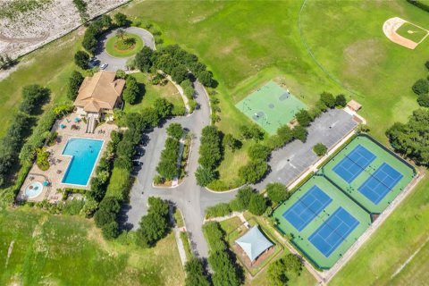 Villa ou maison à vendre à Mount Dora, Floride: 4 chambres, 270.25 m2 № 2427588 - photo 26