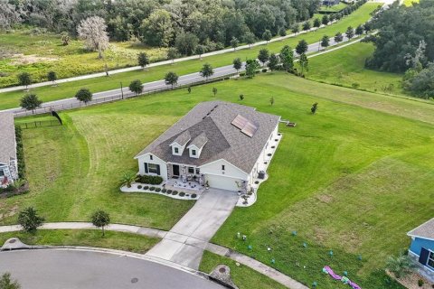 Villa ou maison à vendre à Mount Dora, Floride: 4 chambres, 270.25 m2 № 2427588 - photo 2