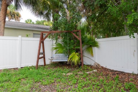 Casa en venta en Saint Petersburg, Florida, 3 dormitorios, 111.76 m2 № 2229872 - foto 24