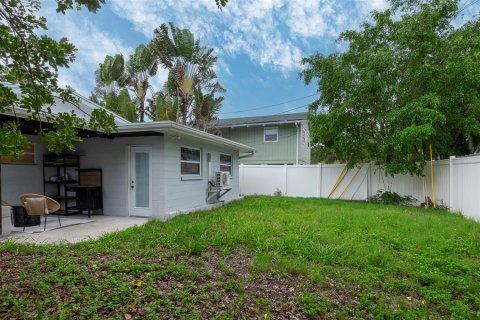 Casa en venta en Saint Petersburg, Florida, 3 dormitorios, 111.76 m2 № 2229872 - foto 23