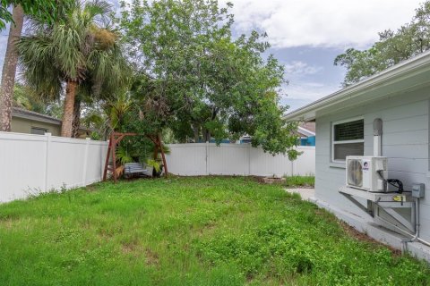 Casa en venta en Saint Petersburg, Florida, 3 dormitorios, 111.76 m2 № 2229872 - foto 21