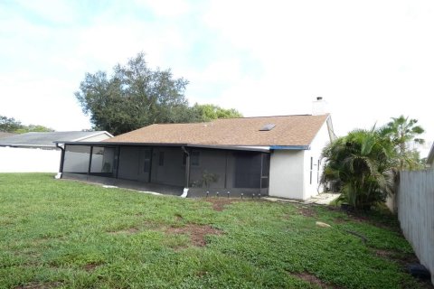 Villa ou maison à vendre à Palm Harbor, Floride: 3 chambres, 125.98 m2 № 2350367 - photo 29