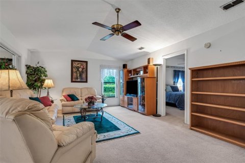 House in Lakeland, Florida 2 bedrooms, 151.15 sq.m. № 1719958 - photo 6