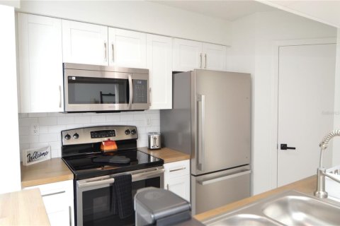 Condo in Tampa, Florida, 1 bedroom  № 1721621 - photo 6