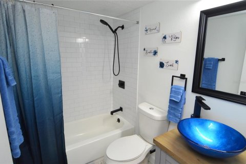 Condo in Tampa, Florida, 1 bedroom  № 1721621 - photo 27