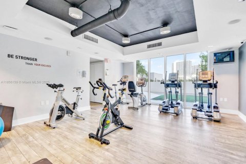 Condo in Miami, Florida, 2 bedrooms  № 1880166 - photo 30