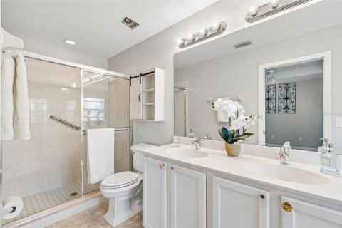 Townhouse in Tarpon Springs, Florida 3 bedrooms, 174.75 sq.m. № 2130929 - photo 11