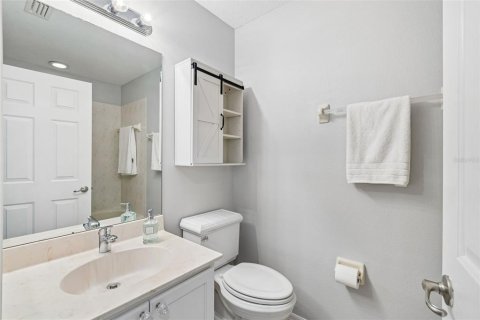 Townhouse in Tarpon Springs, Florida 3 bedrooms, 174.75 sq.m. № 2130929 - photo 18