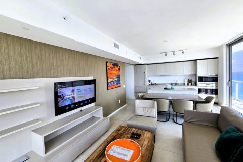 Copropriété à vendre à Hollywood, Floride: 2 chambres, 100.98 m2 № 2262886 - photo 7