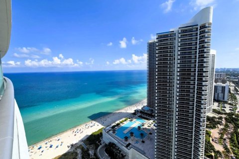 Copropriété à vendre à Hollywood, Floride: 2 chambres, 100.98 m2 № 2262886 - photo 6